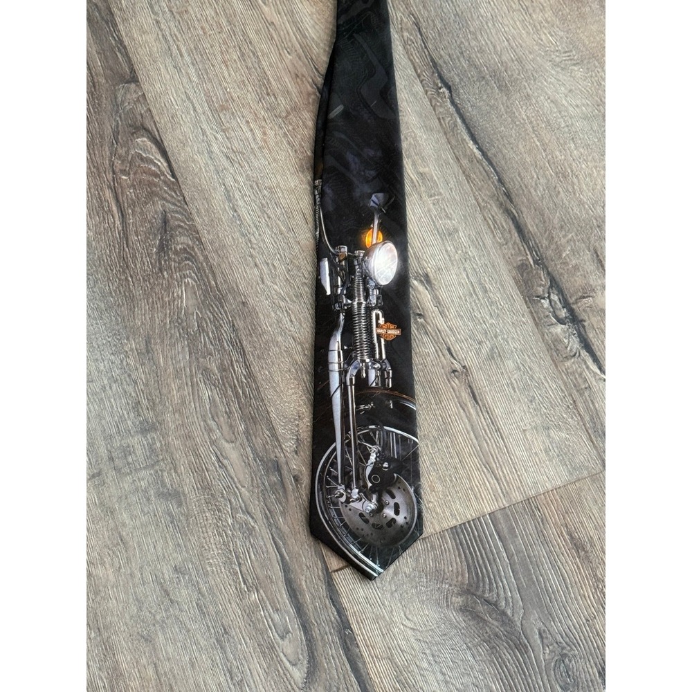 Men's vintage  Ralph Marlin Harley Davidson Licensed Made in USA tie‎